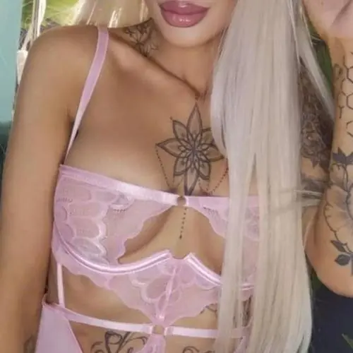 blondeviola image 0